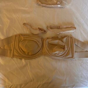 NWOT HSIA Beige Strapless Bra with removable adjustable straps